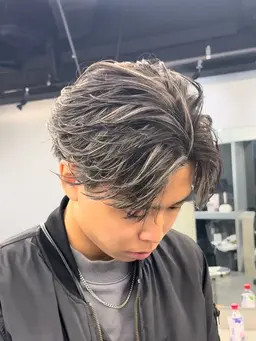 ［校則でパーマをかけれない人、パーマだとバレたくない人必見‼️］カット＋ニュアンスパーマ