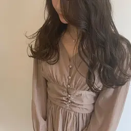 イルミナカラー＋韓国人風巻き髪仕上げ