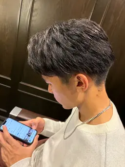 カット＋ショートーヘア向けデジタルパーマ