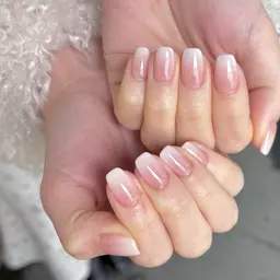 初回オフ無料ハンド✋🏻カラーグラデーションorフレンチベース