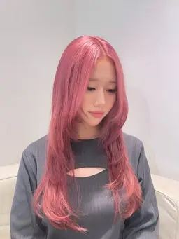 【渋谷／渋谷駅】顔周りレイヤーカット＋トリートメント