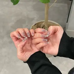 ハンド オフ有り フレンチネイル