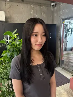 【迷ったらコレ✨】カット＋艶カラー＋Aujua4stepトリートメント