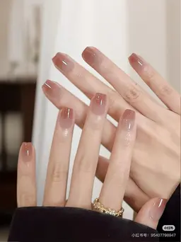 【ハンドジェル】カラーグラデーションジェルオフ付き。長さ出し+¥2,000