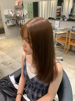 【再来店限定】動きと軽さを出すレイヤーカット🌿自然な抜け感と小顔効果で印象チェンジ💇‍♀️