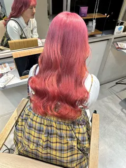 【学割U24】イルミナカラー+ケアブリーチ+髪質改善 BYKARTE トリートメント