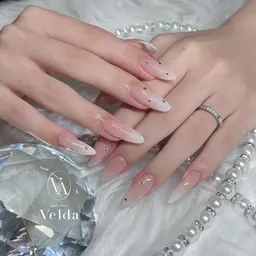 【ジェル】グラデーションorフレンチ💅🏻