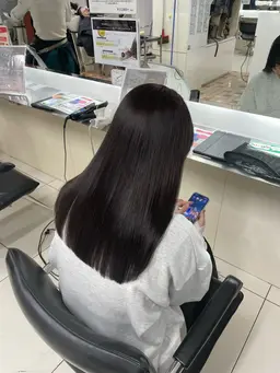 ✨学生必見✨暗染めカラー+トリートメント¥4600​〜​(ロング料金別)ミニモ学割