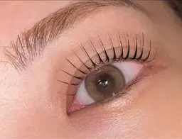 韓国風・束感まつ毛パーマ（美容液＋コーティング付き）