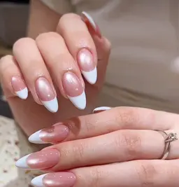 フレンチネイル