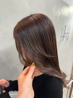 4回目以降の方🧁アディクシーカラー（全体染め）+髪質改善シャンプー