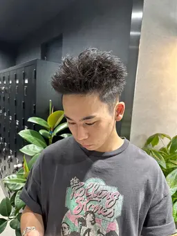 メンズ似合わせカット✂️+黒染めカラー