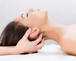 ヘッドトリートメント30分［頭部＋首​〜​肩のトリートメント］眼精疲労、肩凝りすっきりリフレッシュ✨