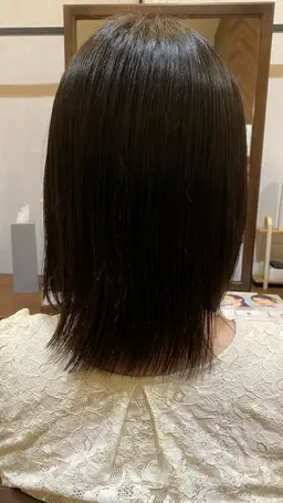 縮毛矯正・自然な仕上がりストレートパーマ