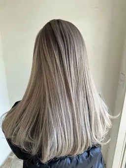 <24歳以下の方限定>ダブルカラー＋トリートメント☆大学生の長期休みのカラーを楽しみたい方へオススメ