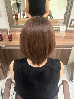 【年齢による髪のお悩み解決✅】  🤎白髪染め➕オージュアトリートメント◌𓈒𓐍