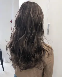 🌟【初回限定】🌟透明感イルミナカラー＋コラーゲントリートメント