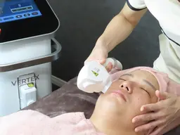 U24 最新脱毛器で口周りひげ脱毛!3000円♪ 超保湿パック仕上げ♪