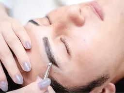 【男性/骨格診断付き】メンズ/瞬間垢抜け◎美眉ワックス脱毛45分¥5500→5000