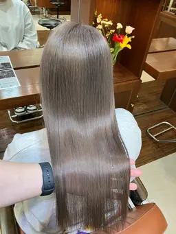 ✨オススメ✨ケアブリーチ+透明感カラー🎨+補修トリートメント🤤