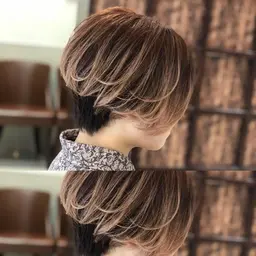 デザインカット＋うる艶カラー