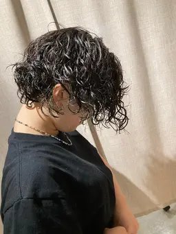 🍬髪質改善カット➕ケアパーマ➕栄養たっぷりトリートメント🍬