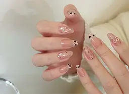 （ジュニアネイリスト）長さだ10本ニュアンスネイルコースオフ無し　持ち込みデザインok 現金のみ