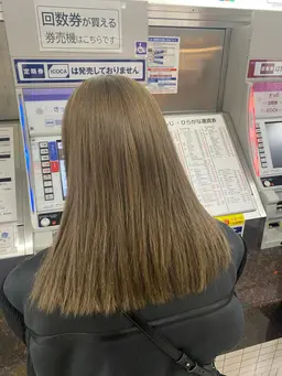 全頭ブリーチ+カラー+キューティクル補修トリートメント🌙