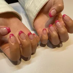 オフ有💜カラグラ、フレンチ《ベースはクリアカラー》【パラジェル＋500円​〜​】