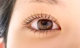 デカ目効果大！！まつ毛パーマ上下