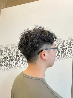 メンズカット/眉カット/頭皮スッキリシャンプー付き