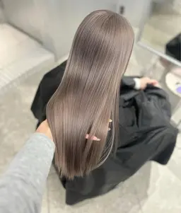 ダブルカラー＋うる艶トリートメント【ブリーチ】