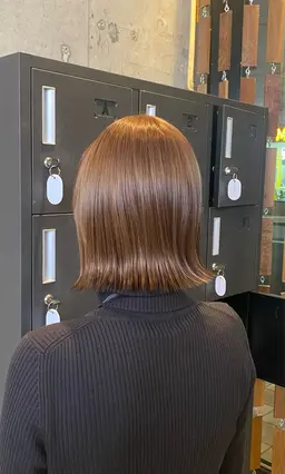 【minimo特別価格🌷】カット➕ブリーチなしWカラー⭐️(シャンプーブロー込み🫧)