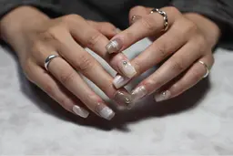 （オフあり）ニュアンスフルアートコース🦄🤍持ち込みデザイン🉑オフ無料 パラジェル変更可