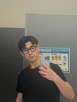 メンズナチュラル センターパート マッシュヘア 3センチ来ていただきます