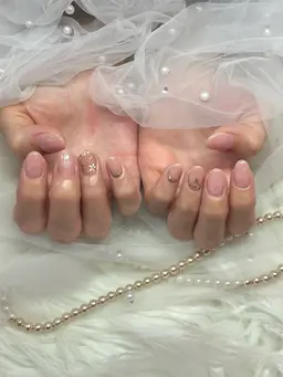 【オフなし】【ネイルモデル】ハンドジェル持ち込みアート4本