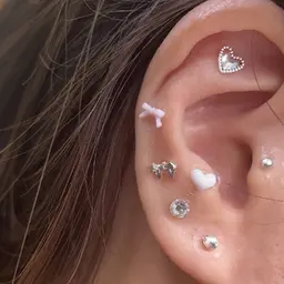 [学割U24]耳ツボジュエリーつけ放題