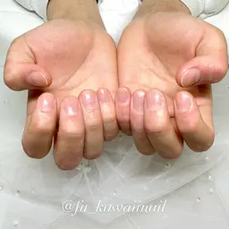 ✨艶々ネイルハンドケア✨【甘皮除去/指周りの角質除去/お爪の艶出し/保湿トリートメント付】