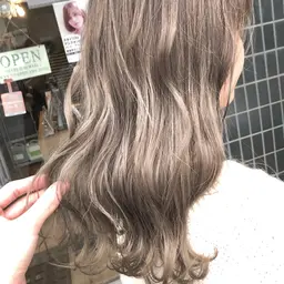 ハイライトorバレイヤージュ🌈（1ブリーチ）+オーガニックカラー✨+2stepトリートメント