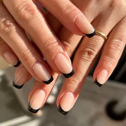 フレンチネイル✨