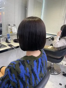 【❄️おさまりが気になる方におすすめ❄️】似合わせカット✨➕髪質改善トリートメント(炭酸Spa付き)