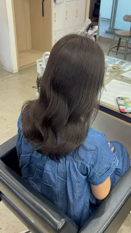 【平日限定】💍透明感カラー/オリーブ、グレージュカラー🌿イルミナカラー+トリートメント ※髪の長さ胸上のみ