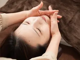 【SNS掲載OKの方限定】エラ張り、フェイスラインにお悩みの方におすすめ！小顔矯正体験コース