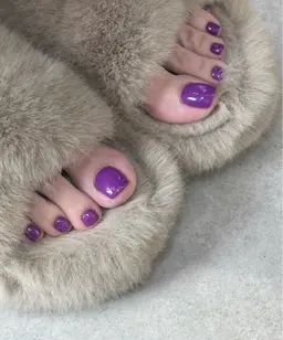 フットネイル2色まで好きな色の組み合わせ(ラメは除外、丁寧な甘皮ケア付き💅ソフトオフ込み)