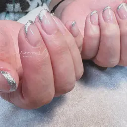 フレンチネイル