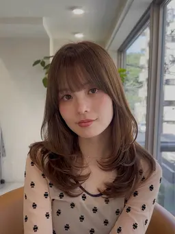 🫧前髪縮毛矯正🫧全体はダメージしてしまうからやりたくない方におすすめです‼️