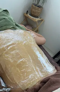 【NEW】マツヤニホットセラピー（うなじ・背中）+癒しのクレイセラピー