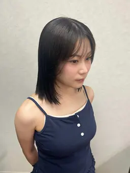 【学生限定♡⃛🦋.*˚𓂃 𓈒𓏸】黒染めを使わないブラックカラー➕トリートメント➕超音波アイロンケア