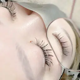 限定メニュー‼︎🧡Bgirl♡グラマラスeye/ボリュームラッシュつけ放題【FW◎】