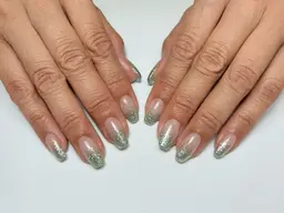 ミニモ特別価格✨️（オフあり）ハンドラメグラデーション💅※ドライケア込み